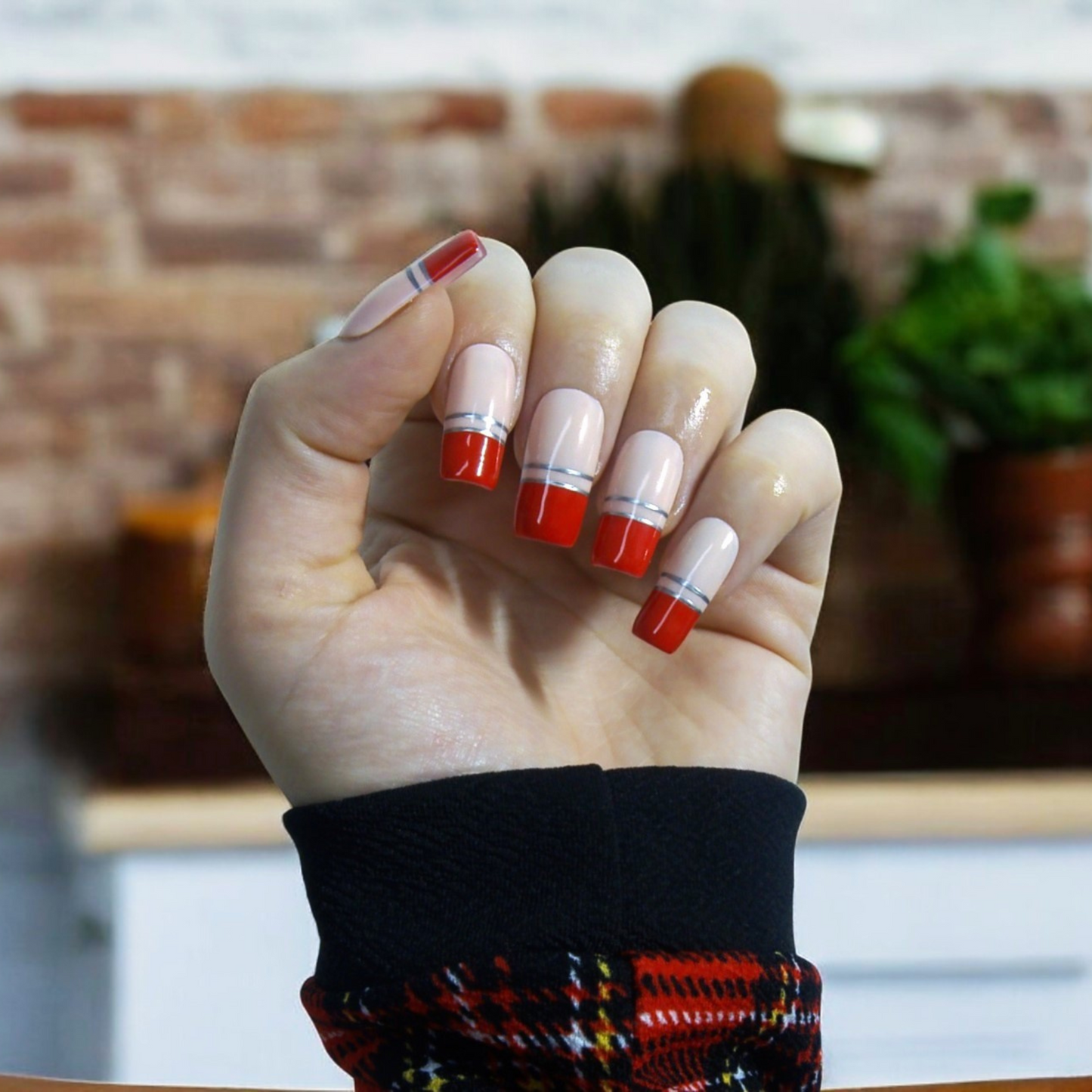 Retro Glam - Gel Nails